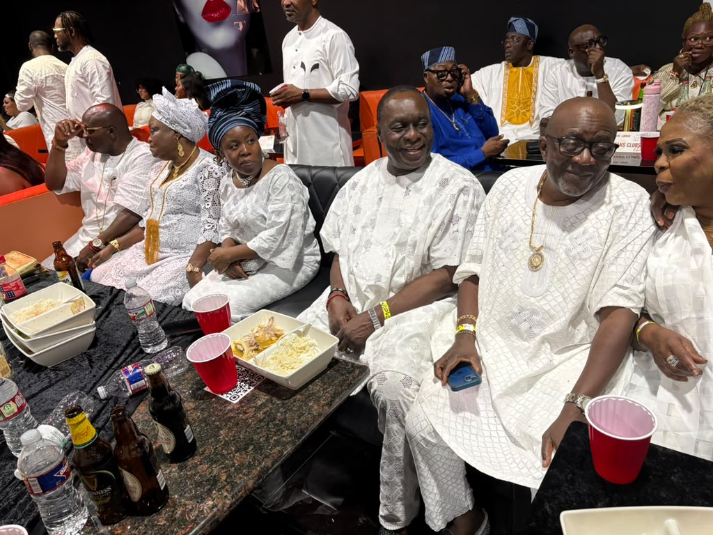ejide-restaurants-all-white-party