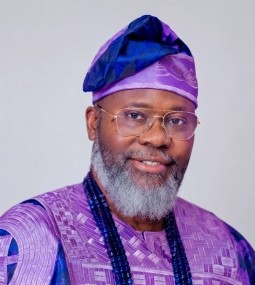 akinloye